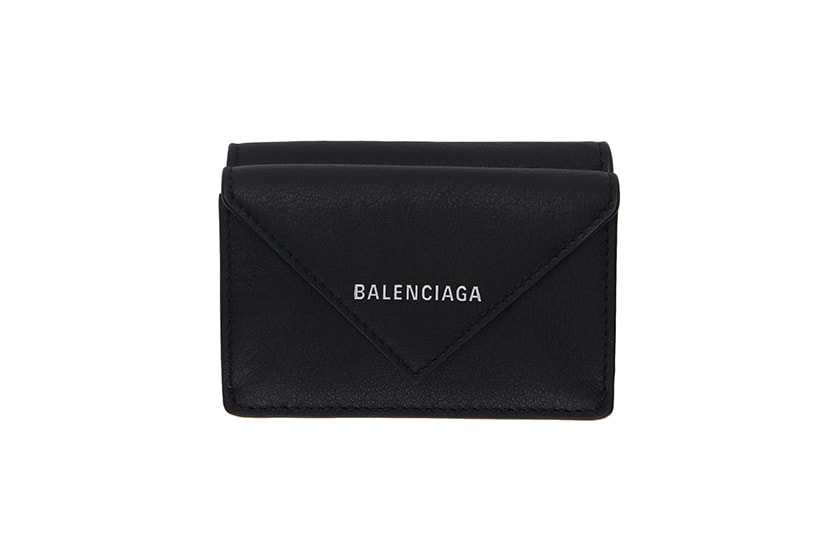 Black Minimalist Chain Wallet Mini Purse 15 SSENSE