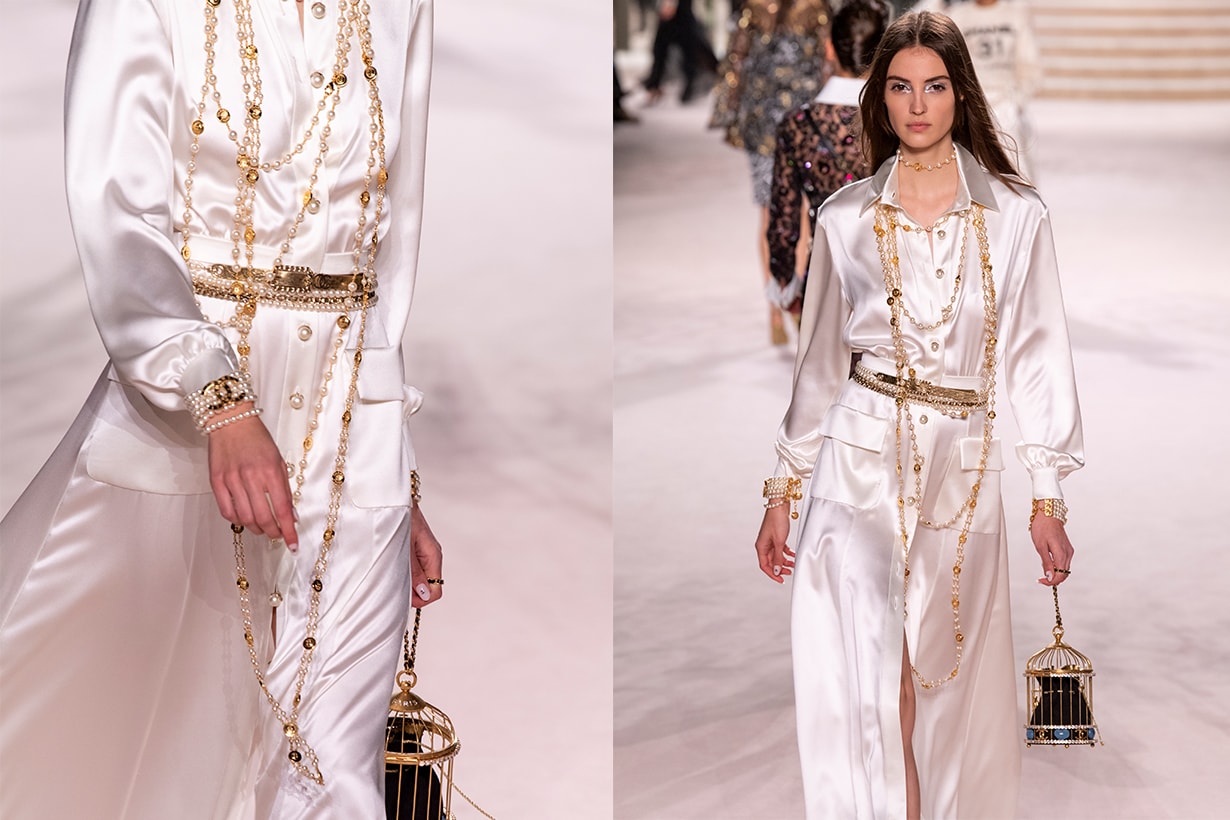 金高恩/金高銀《The King:永遠的君主》/A model walks the runway during the Chanel Metiers d'Art 2019-2020 show at Le Grand Palais on December 04, 2019 in Paris, France.