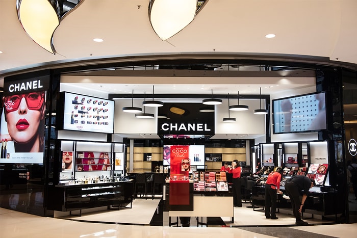 Chanel 在內的三大化妝品牌,已在部分產品摒棄滑石粉!