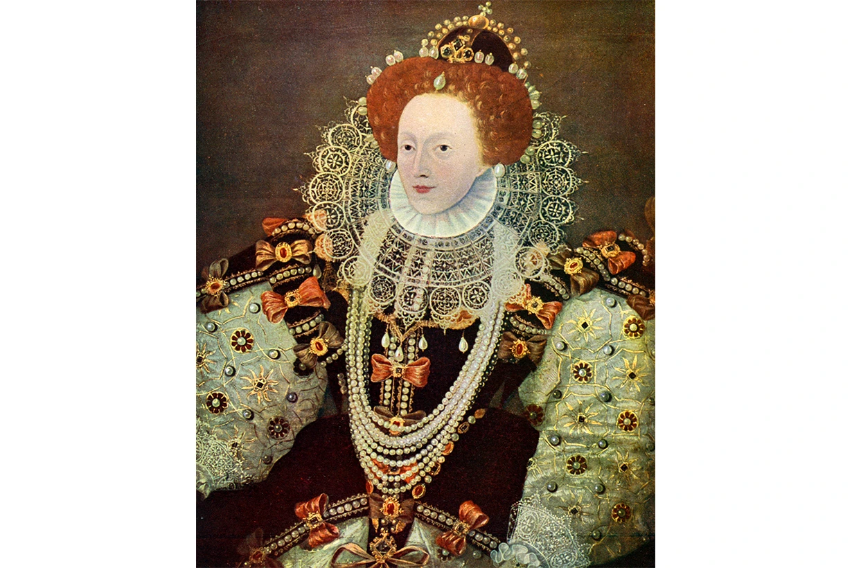 Queen Elizabeth I of England Ireland France The Virgin Queen Lipstick White Skin beauty standard Ruff Collar fashion trends 