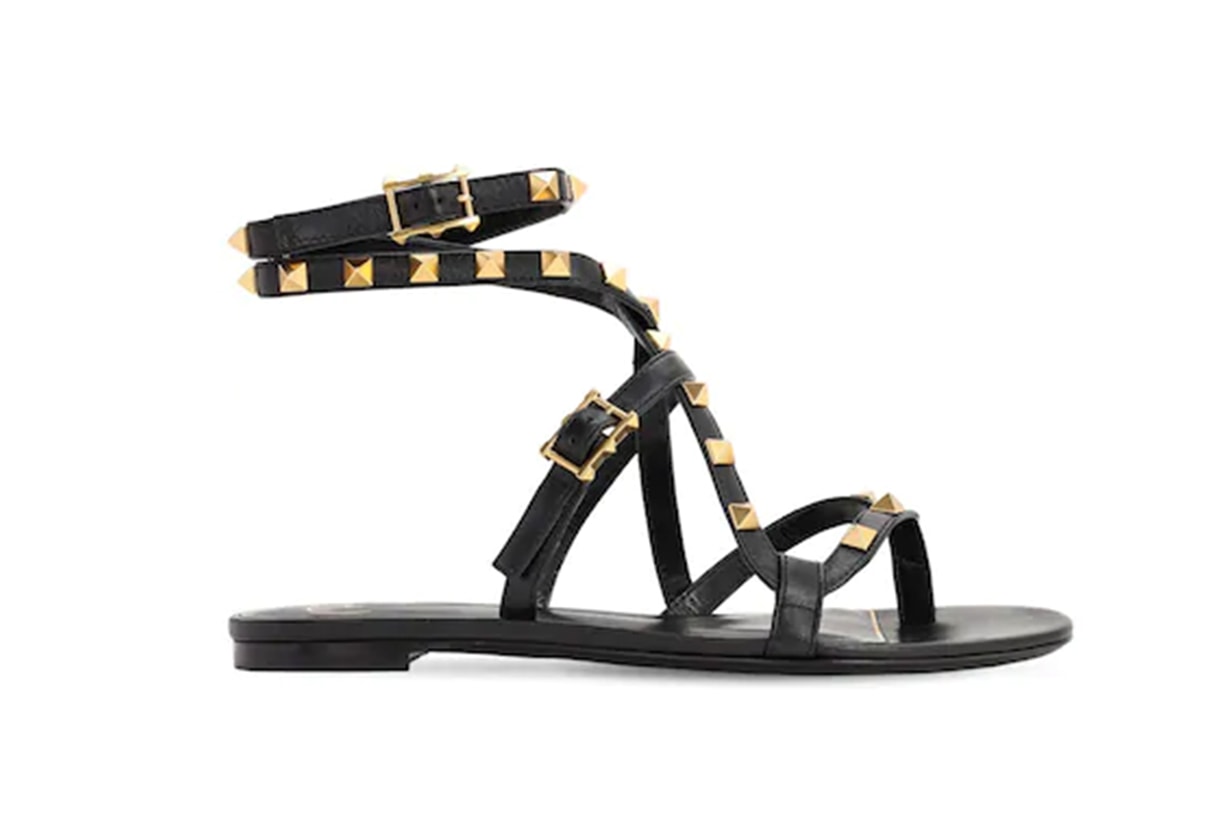 VALENTINO GARAVANI 10MM ROCKSTUD FLAIR LEATHER THONG SANDAL