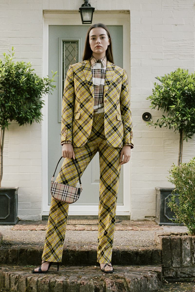 burberry resort 2021 handbags