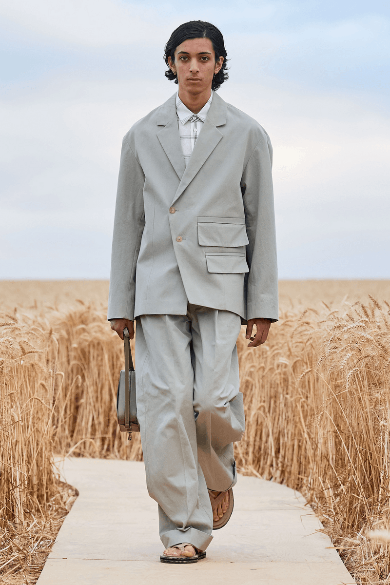 Jacquemus 2021 ss ready to wear paris france romantic