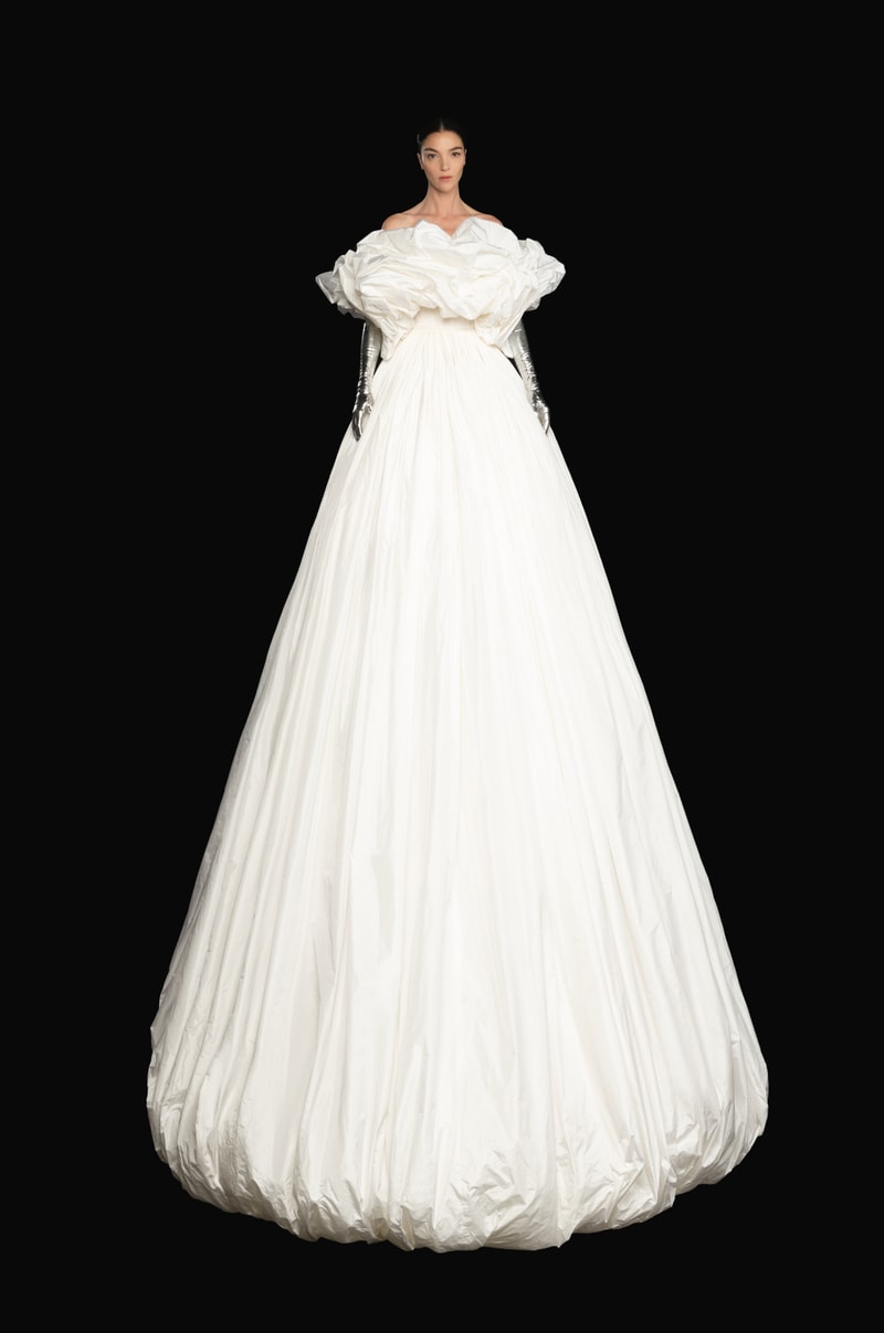 Valentino 2020-21 fall winter haute couture collection Pierpaolo Piccioli