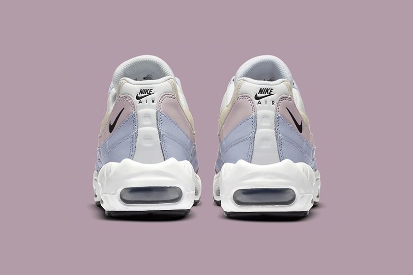 Nike Air Max 95 Ghost Color Pink Sneakers