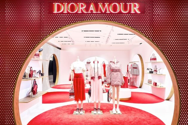 dior amour limited collection polka dot where taipei pop-up