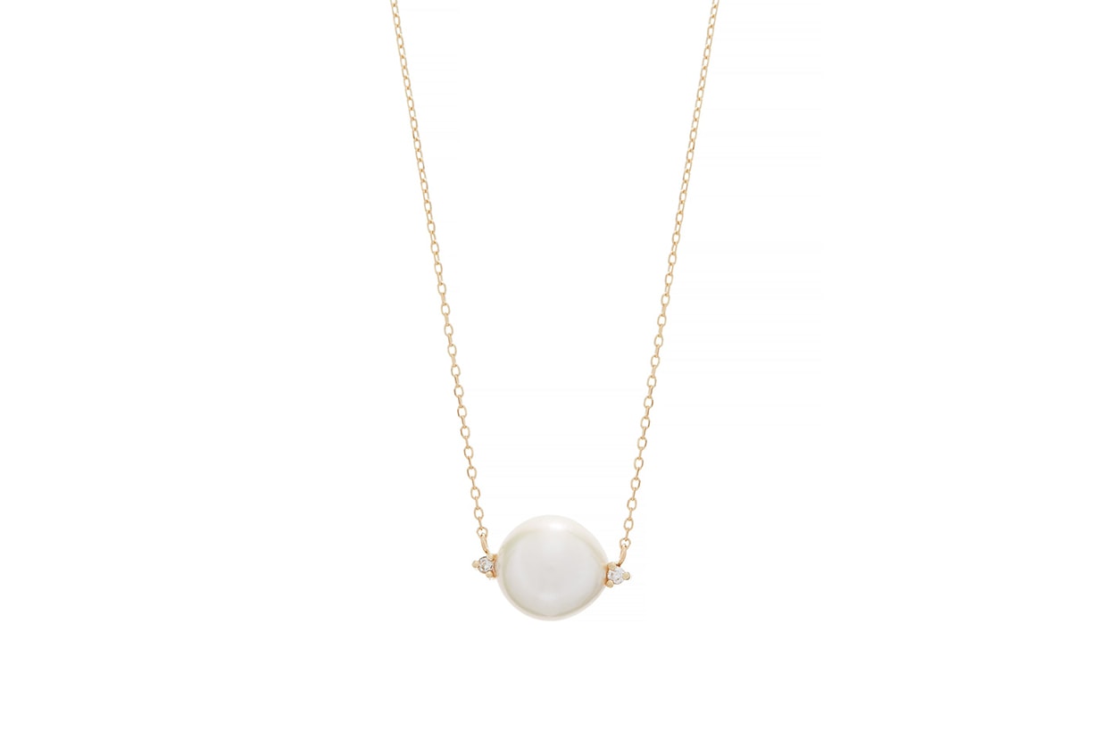 pearl necklace accessories 2020 summer trend