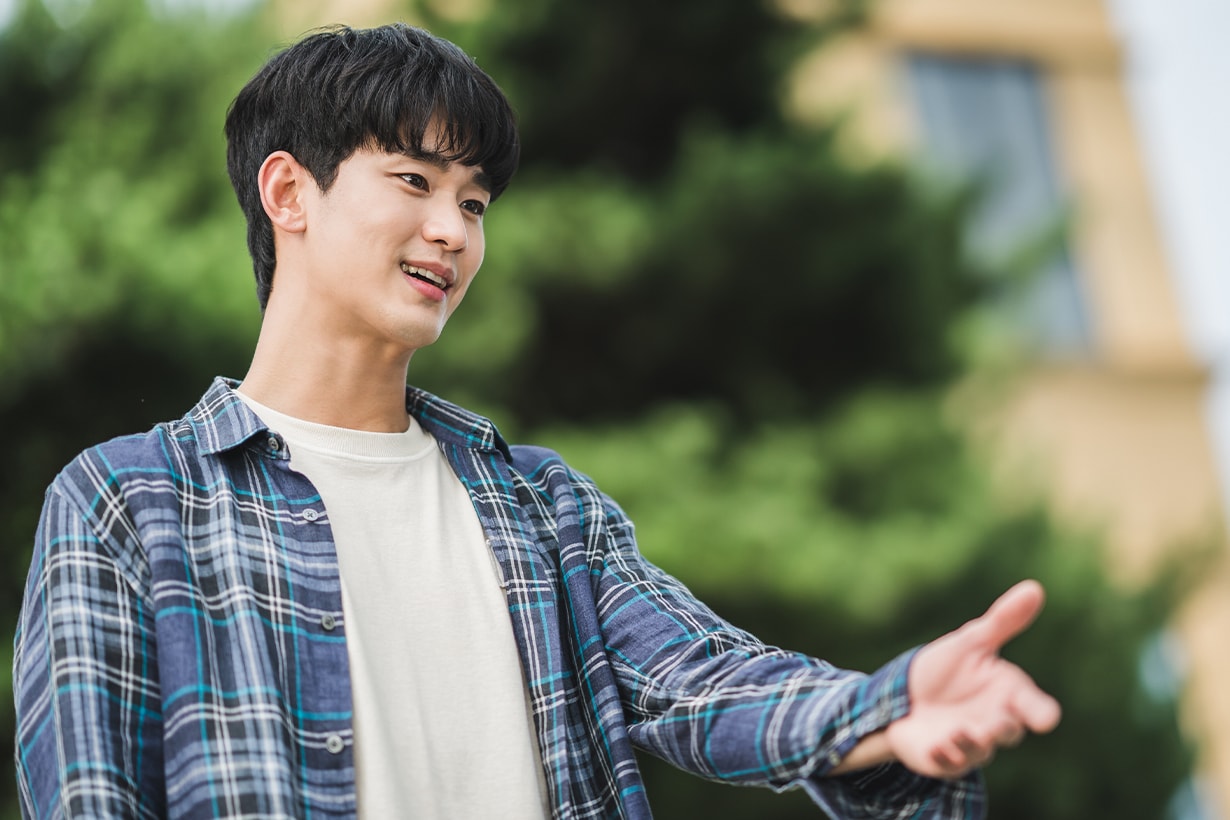 It's Okay to not be Okay Kim Soo Hyun Seo Yea Ji Netflix tvN Drama Korean Drama Fairy Tale Secrets Keeping mental health korean idols celebrities actors actresses 