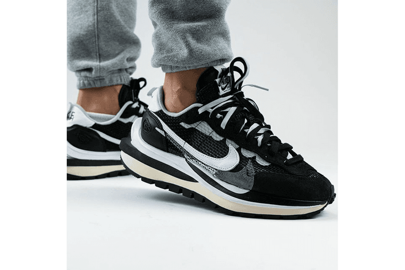 sacai nike vaporwaffle pegasus vaporfly sp black summit white pure platinum sneakers