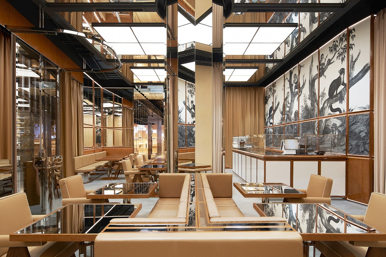 Burberry first “Social Retail” concept store opening in Shenzhen