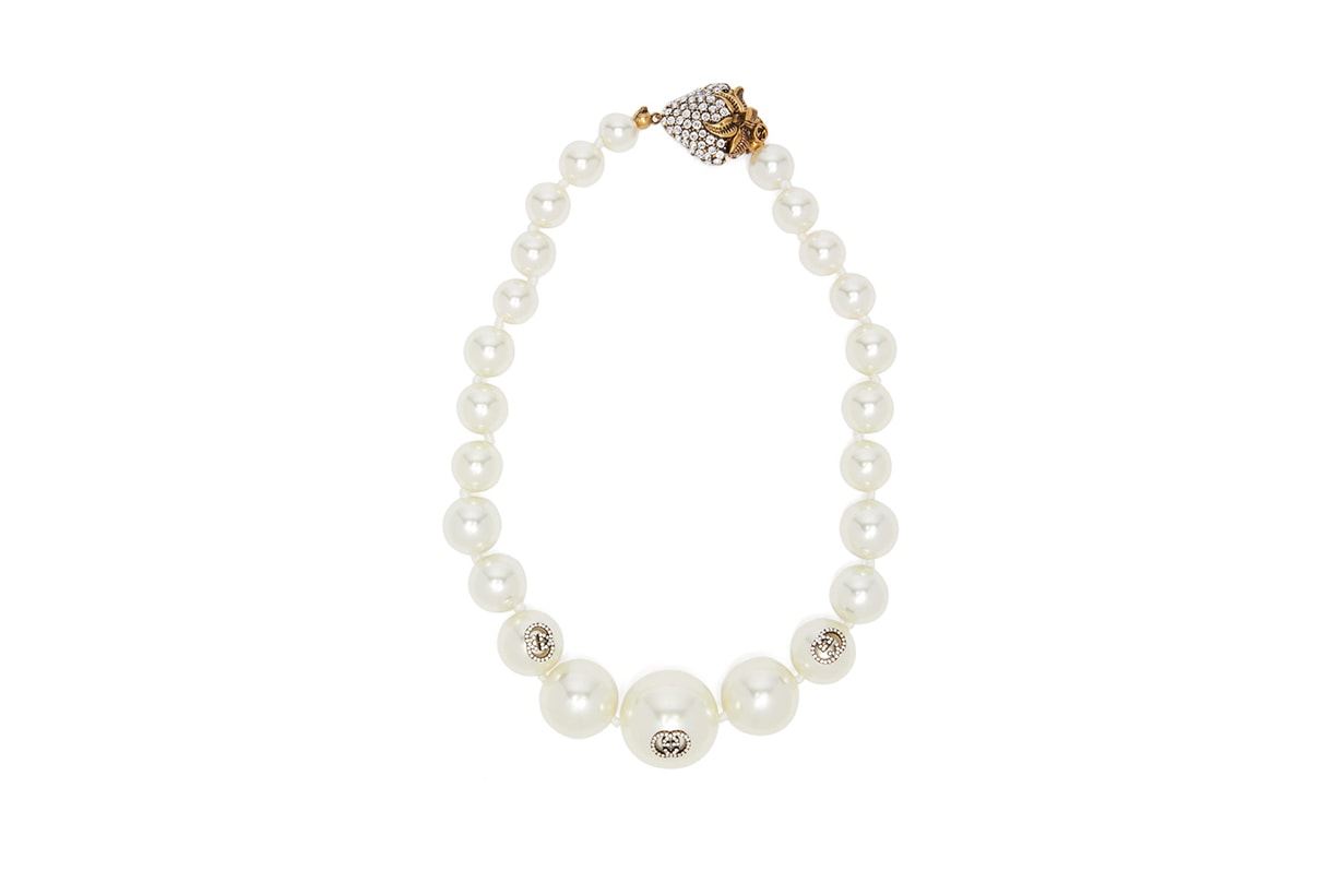pearl necklace accessories 2020 summer trend