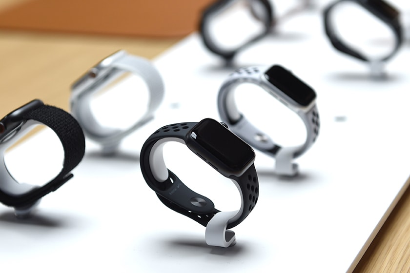 Apple affordable version Apple Watch SE 2021