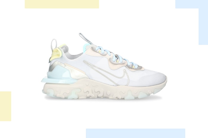 迷人細節:一抹低飽和的淡藍色,讓 Nike 這雙 React Vision 沁涼你的夏日穿搭!
