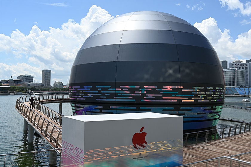 Singapore Marina Bay Sand Apple Store Opening