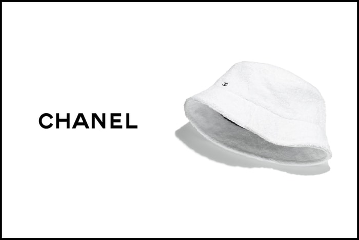 入選心中夢幻配件：繡上小小 Logo，Chanel 的毛絨漁夫帽完全命中紅心！