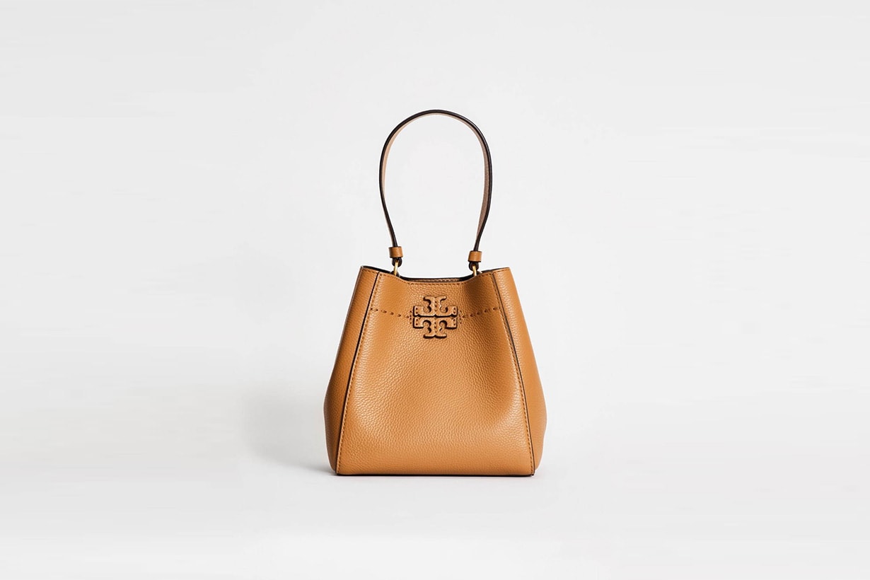 Tory Burch McGraw Small bucket bag 2020