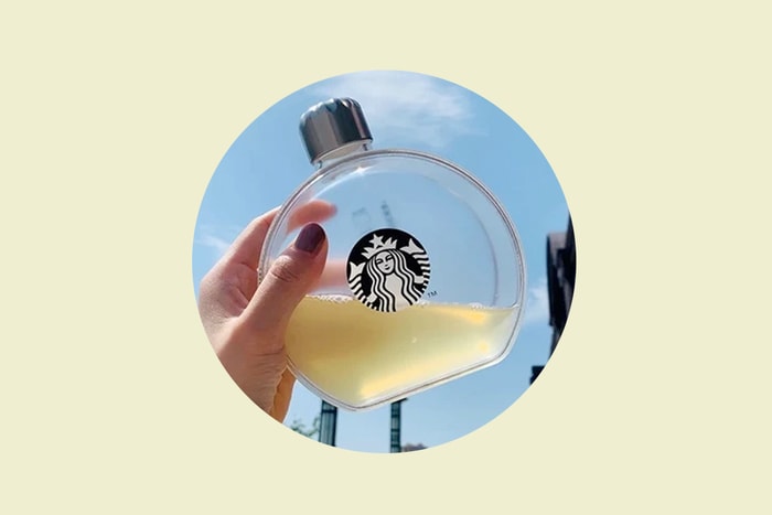 補水也時髦：Starbucks 這一枚小圓水瓶，從手袋裡拿出來注目度 100%！