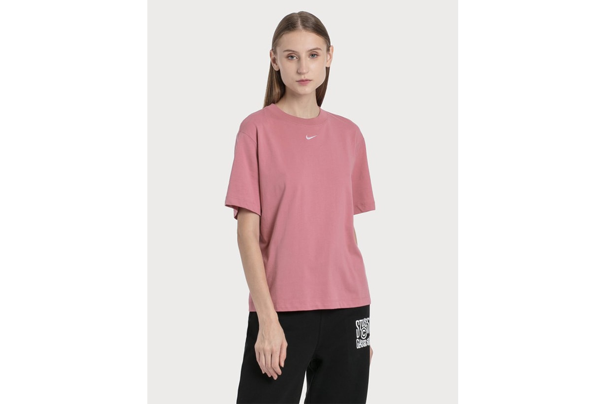 SWOOSH LOGO T-SHIRT
