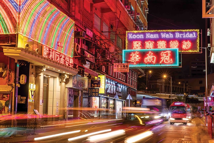 向經典致敬:揭開香港五大知名街景!旅行者到訪都會駐足拍攝的霓虹燈光!