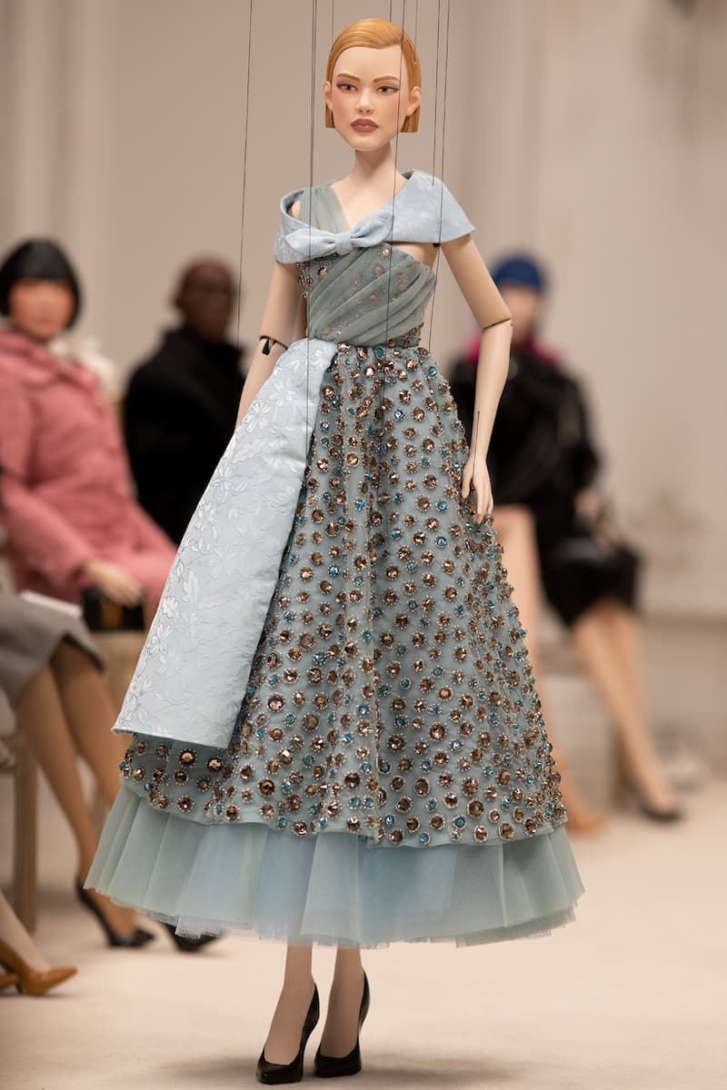 moschino ss 2021 jeremy scott puppet fashion show