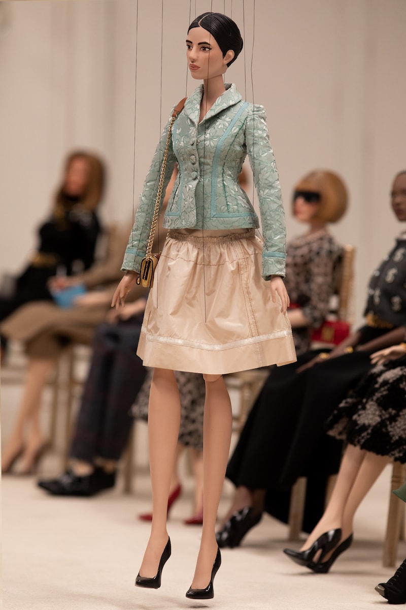 moschino ss 2021 jeremy scott puppet fashion show