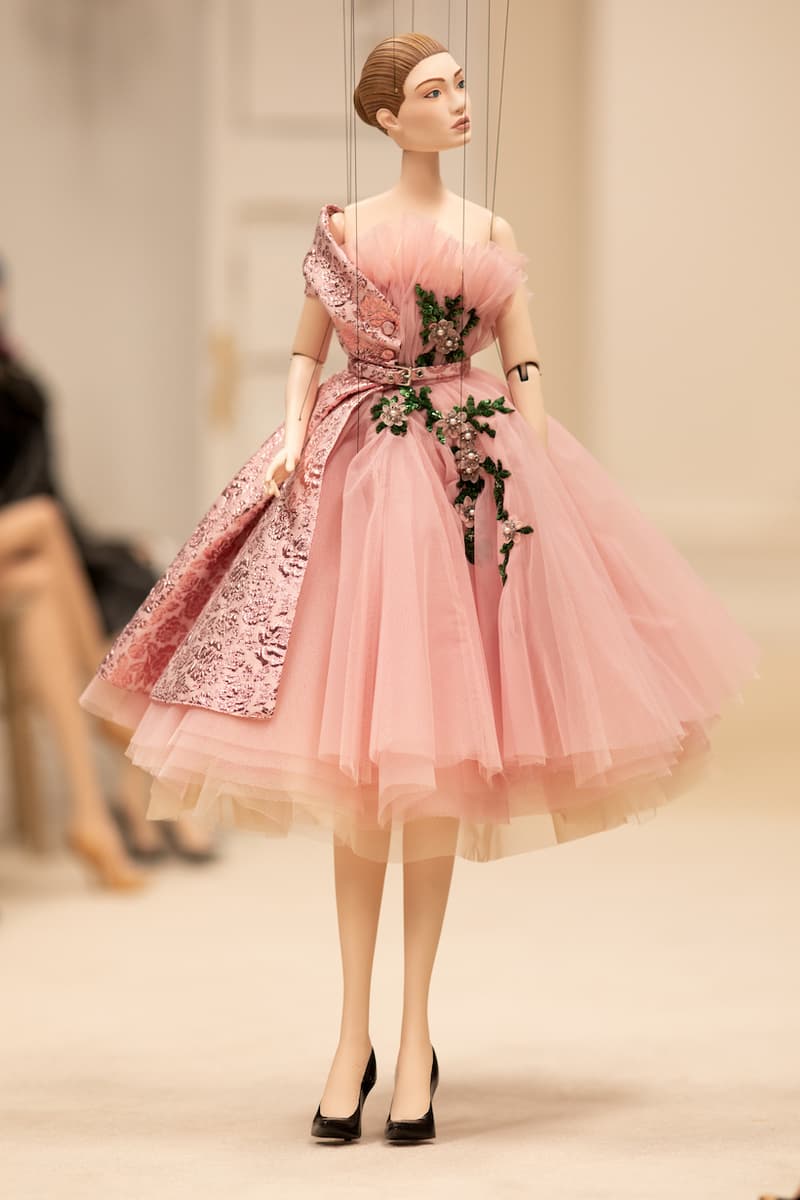 moschino ss 2021 jeremy scott puppet fashion show
