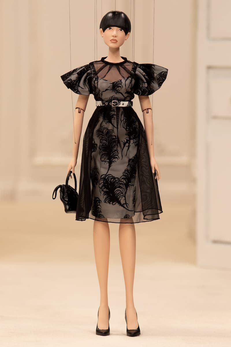 moschino ss 2021 jeremy scott puppet fashion show