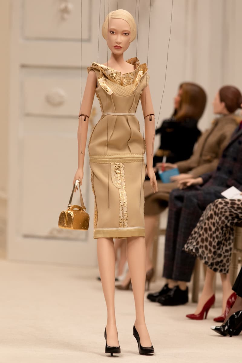 moschino ss 2021 jeremy scott puppet fashion show