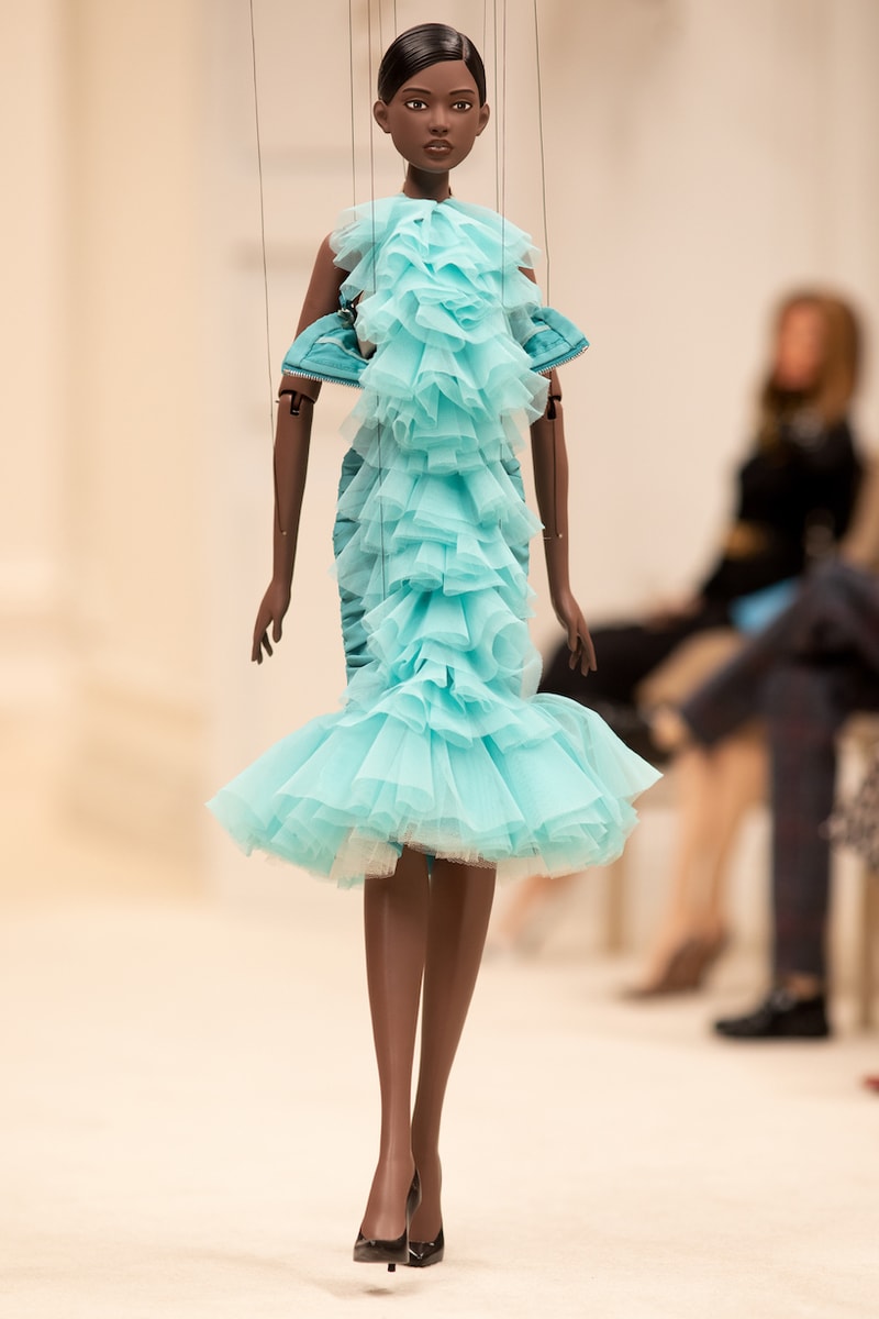 moschino ss 2021 jeremy scott puppet fashion show
