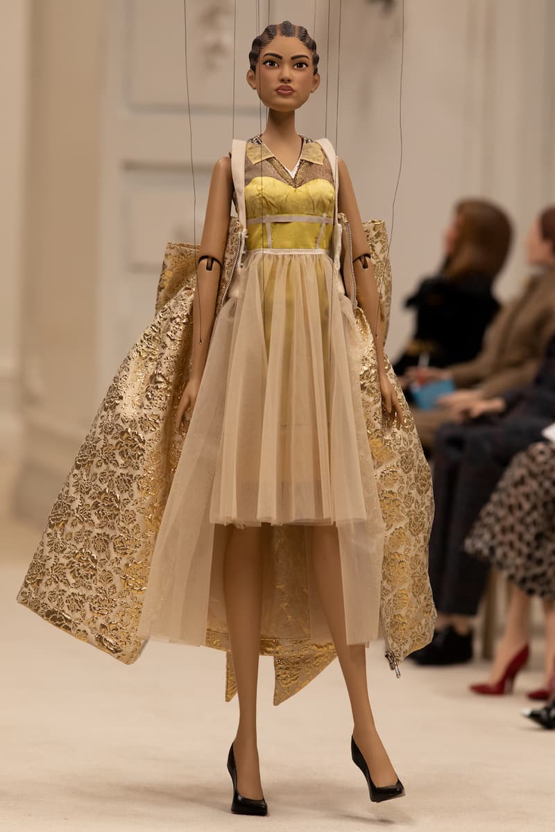 moschino ss 2021 jeremy scott puppet fashion show