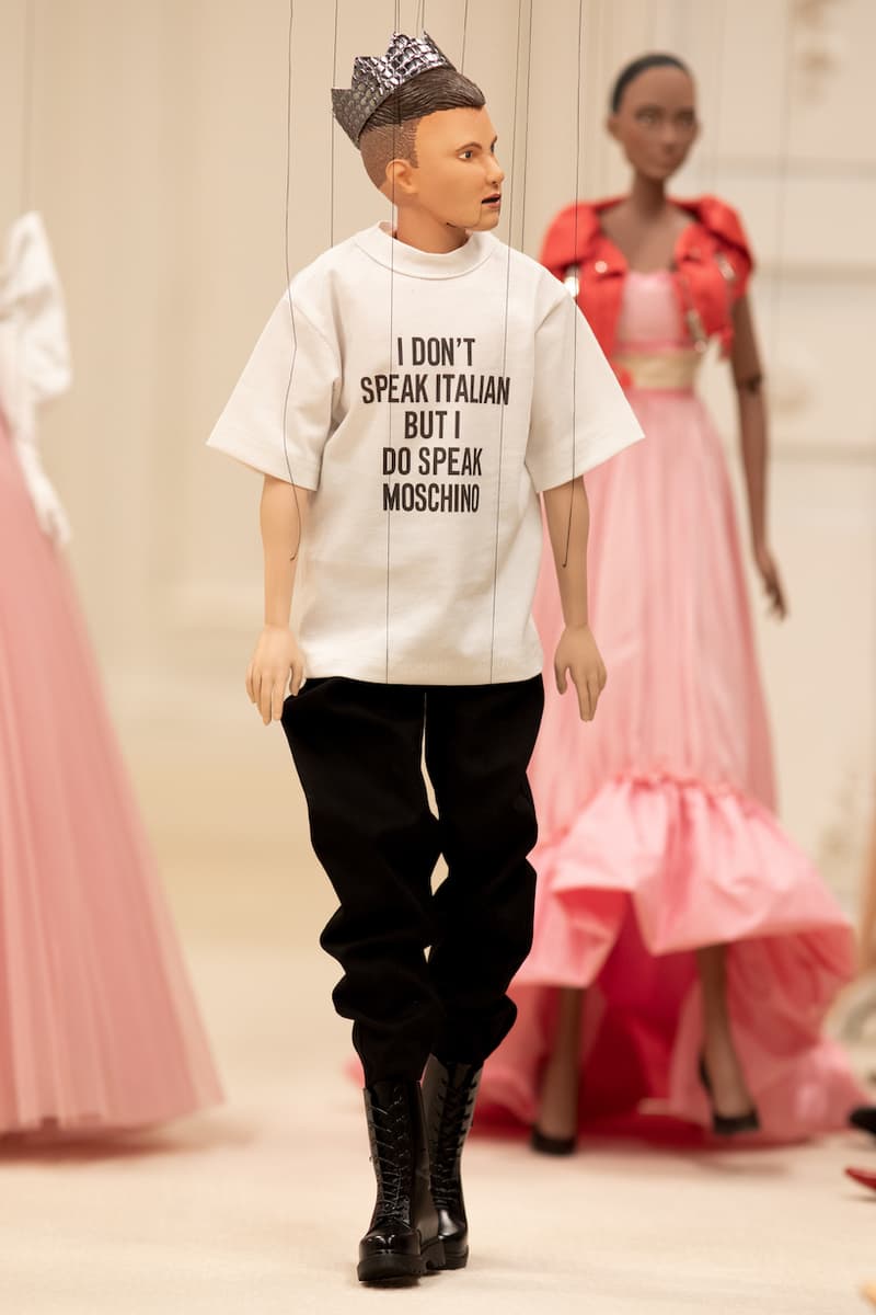moschino ss 2021 jeremy scott puppet fashion show