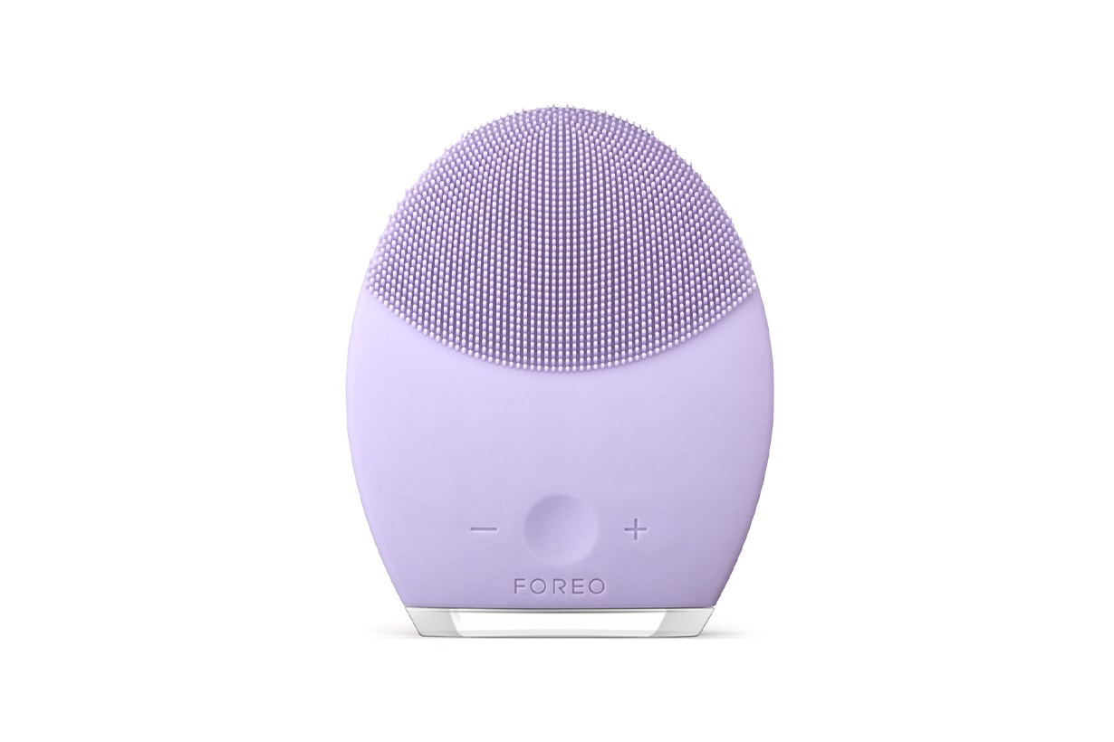 Bath room essentials POPBEE Editors Pick Byredo Gypsy Water Bathing Gel Foreo Washing Machine Aveda Brush skincare