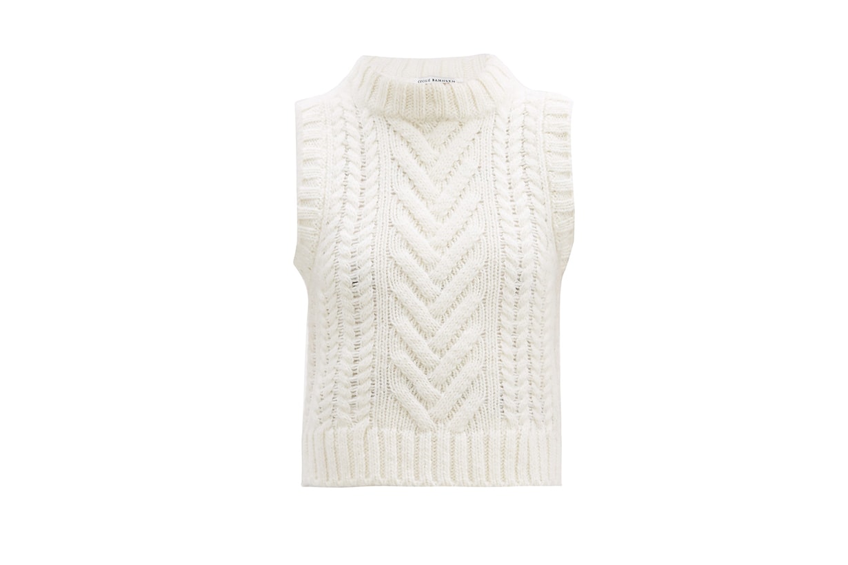 Bella Hadid Knitted Vest V neck sweater celebrities style street style fall winter 2020 fashion trends