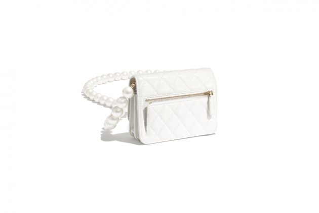 chanel 2020 fw wallet on chain pearl white