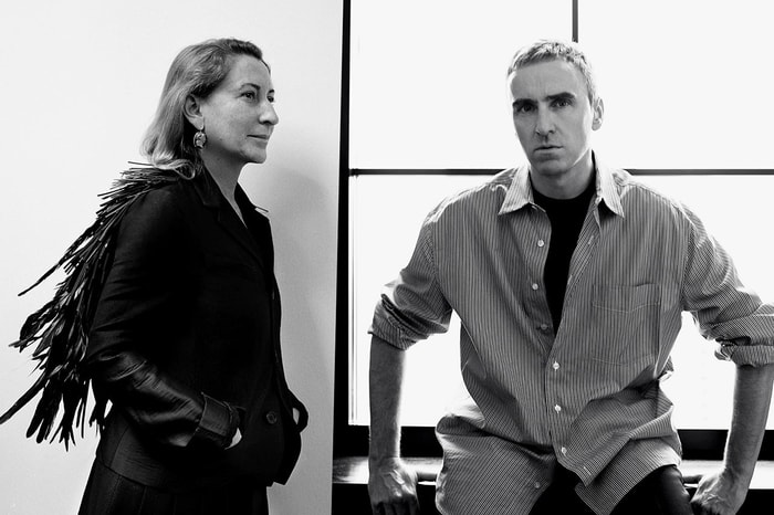 Prada 最強陣容:Miuccia Prada 和 Raf Simons 在首場合作大秀前,先拋出一個驚喜!