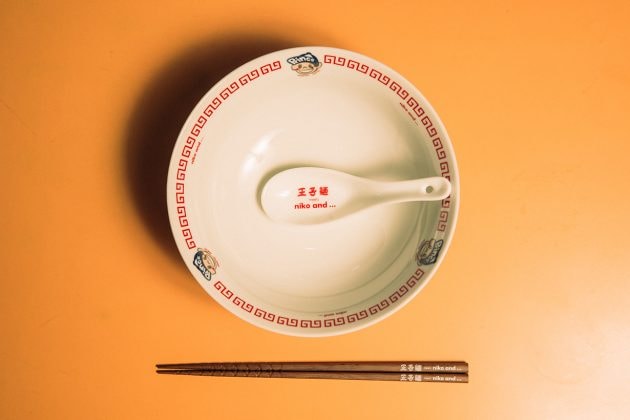 niko and price noodles 3rd anniversary limited collabration