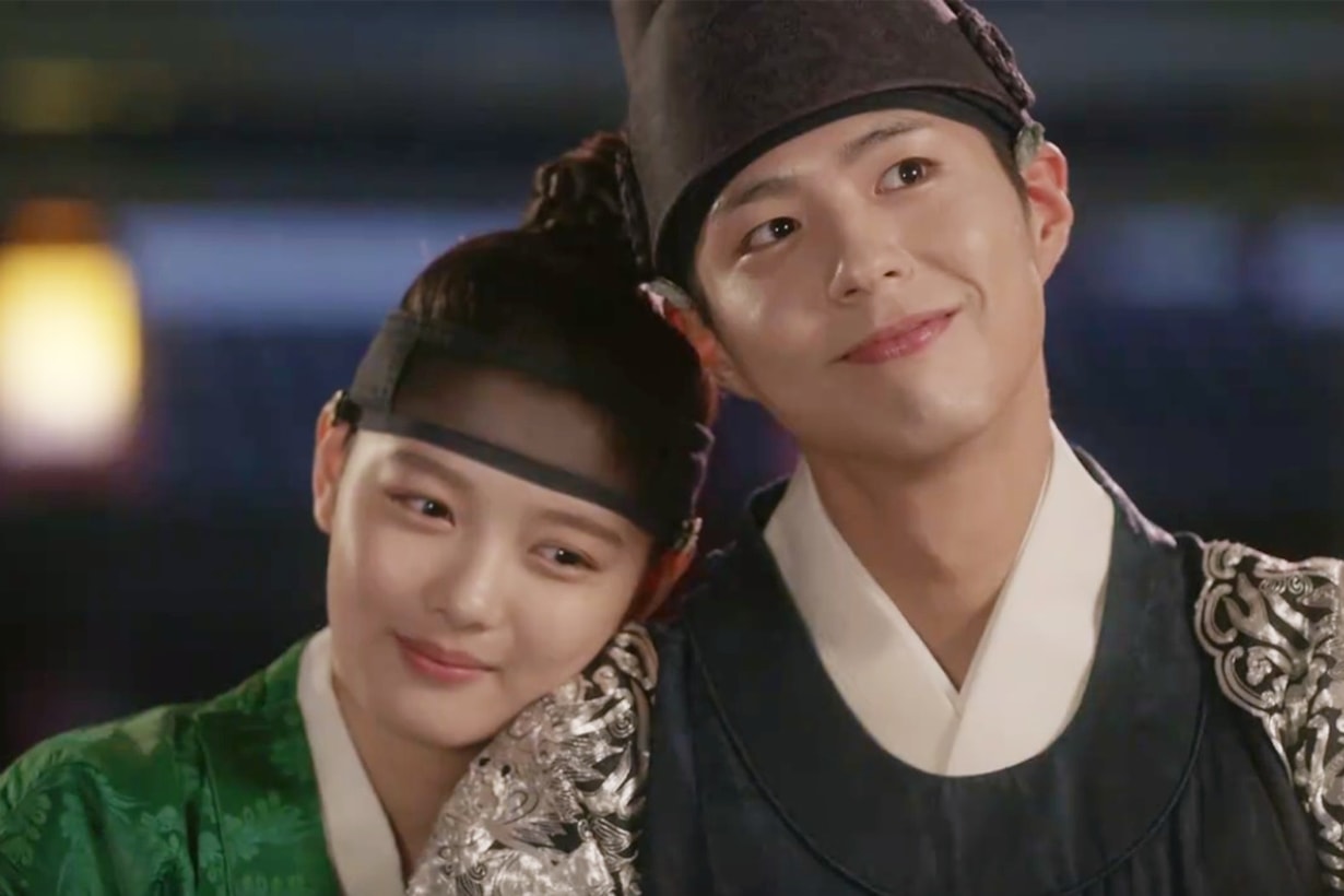 Park Bo Gum Korean idols celebrities actors  Reply 1988  Love in the Moonlight Encounter  Kim Yoo Jung Song Hye Kyo Song Joong Ki BTS V 