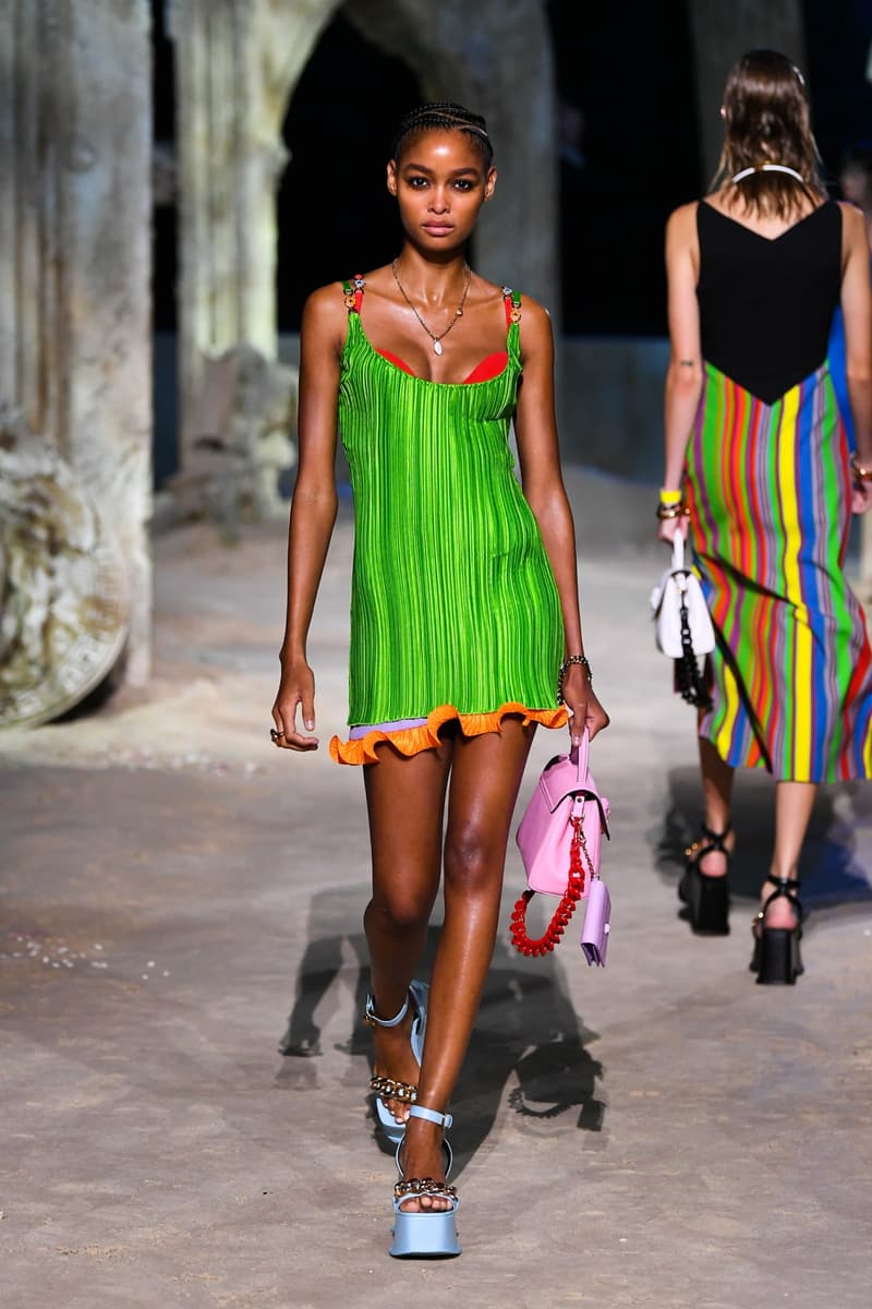 versace SS 2021 Versacepolis ocean MFW