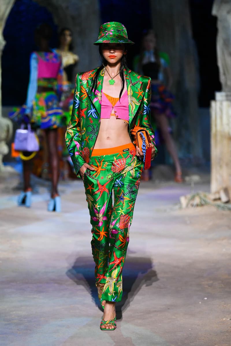 versace SS 2021 Versacepolis ocean MFW 