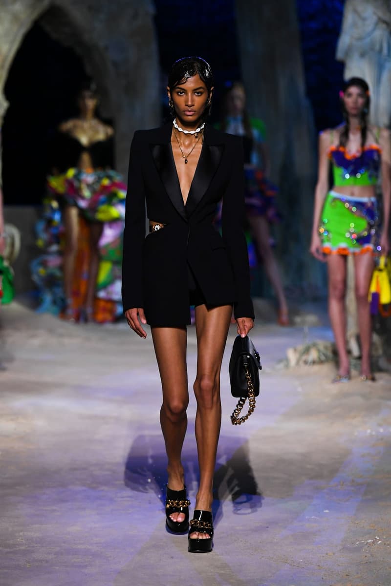 versace SS 2021 Versacepolis ocean MFW