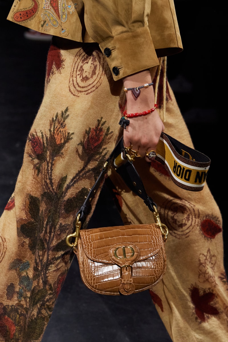Dior 30 montaigne clutches spring 2021 handbags collection