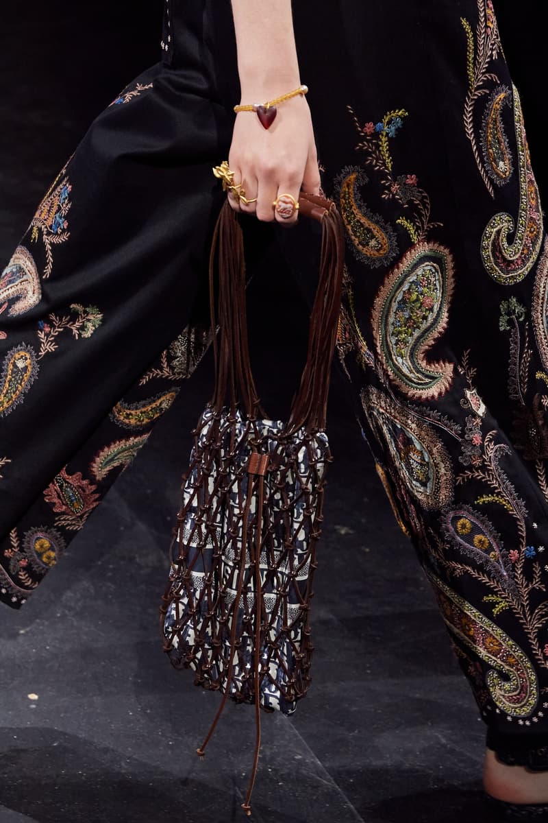 Dior 30 montaigne clutches spring 2021 handbags collection