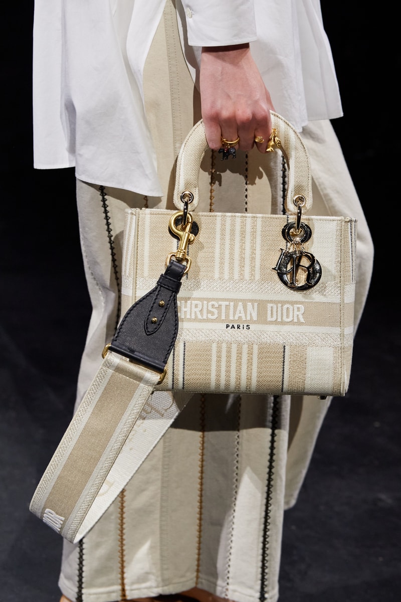 Dior 30 montaigne clutches spring 2021 handbags collection