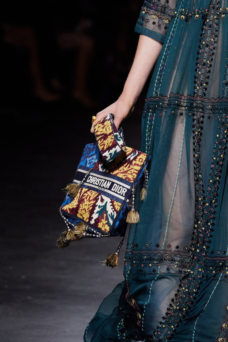 Dior 30 montaigne clutches spring 2021 handbags collection