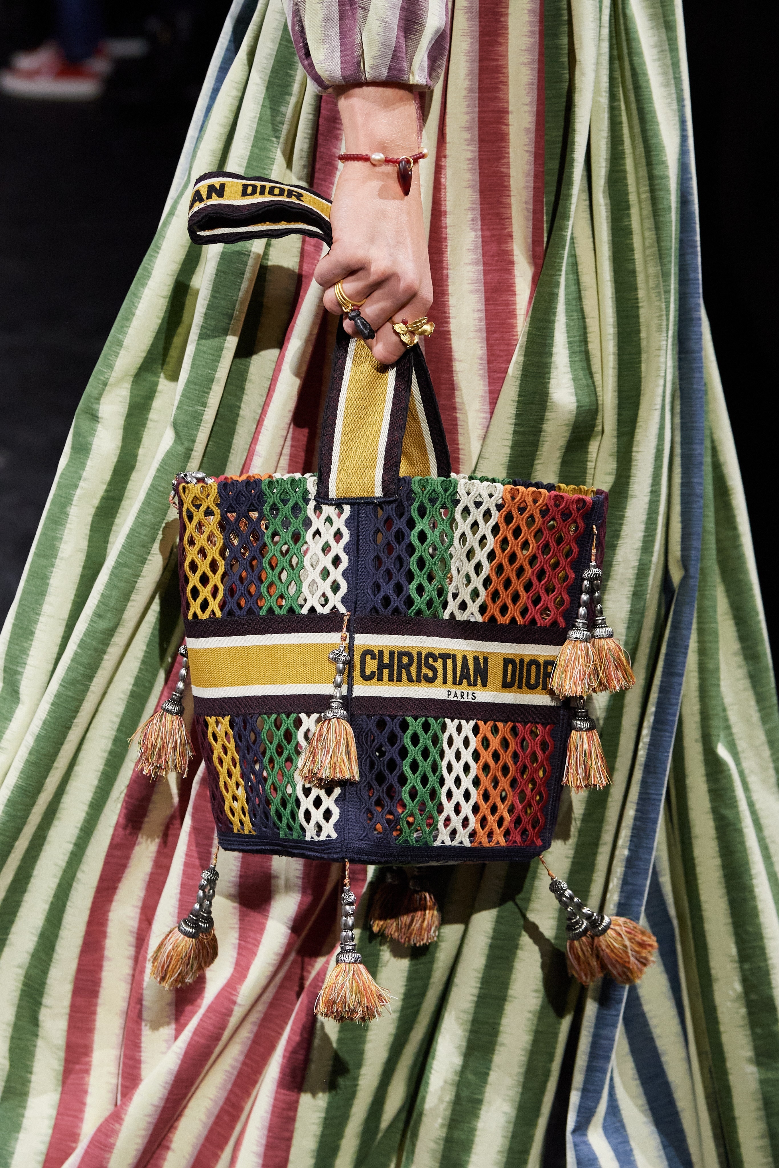 Dior 30 montaigne clutches spring 2021 handbags collection