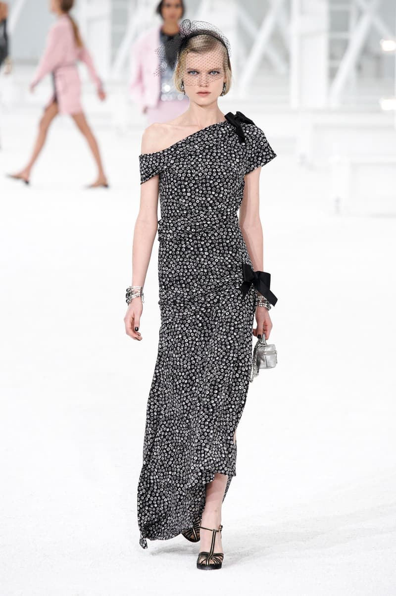 Chanel 2021ss Paris fashion week Virginie Viard