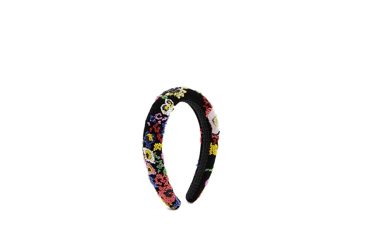 BLACKPINK Jennie Lisa Rose Jisoo Hair Accessories Headband Hair Band Hairstyles Trends 2020 Fall Winter Celebrities Hairstyles Korean idols celebrities singers girl bands