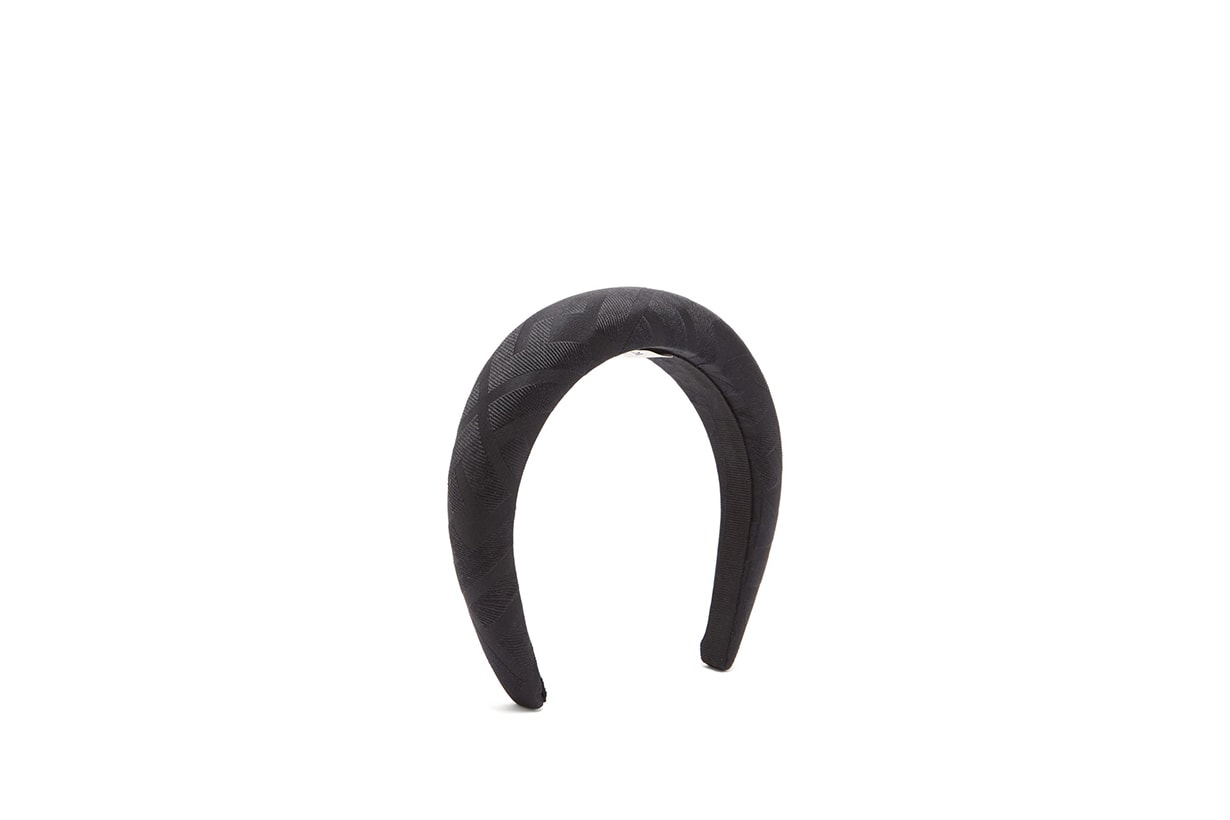 BLACKPINK Jennie Lisa Rose Jisoo Hair Accessories Headband Hair Band Hairstyles Trends 2020 Fall Winter Celebrities Hairstyles Korean idols celebrities singers girl bands
