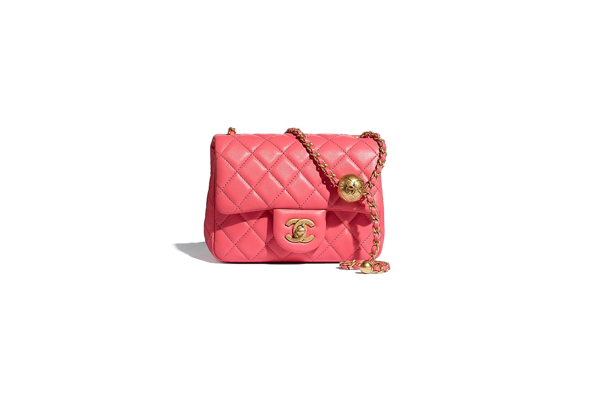 chanel 2021 cruise coral pink handbags 19 hobo all