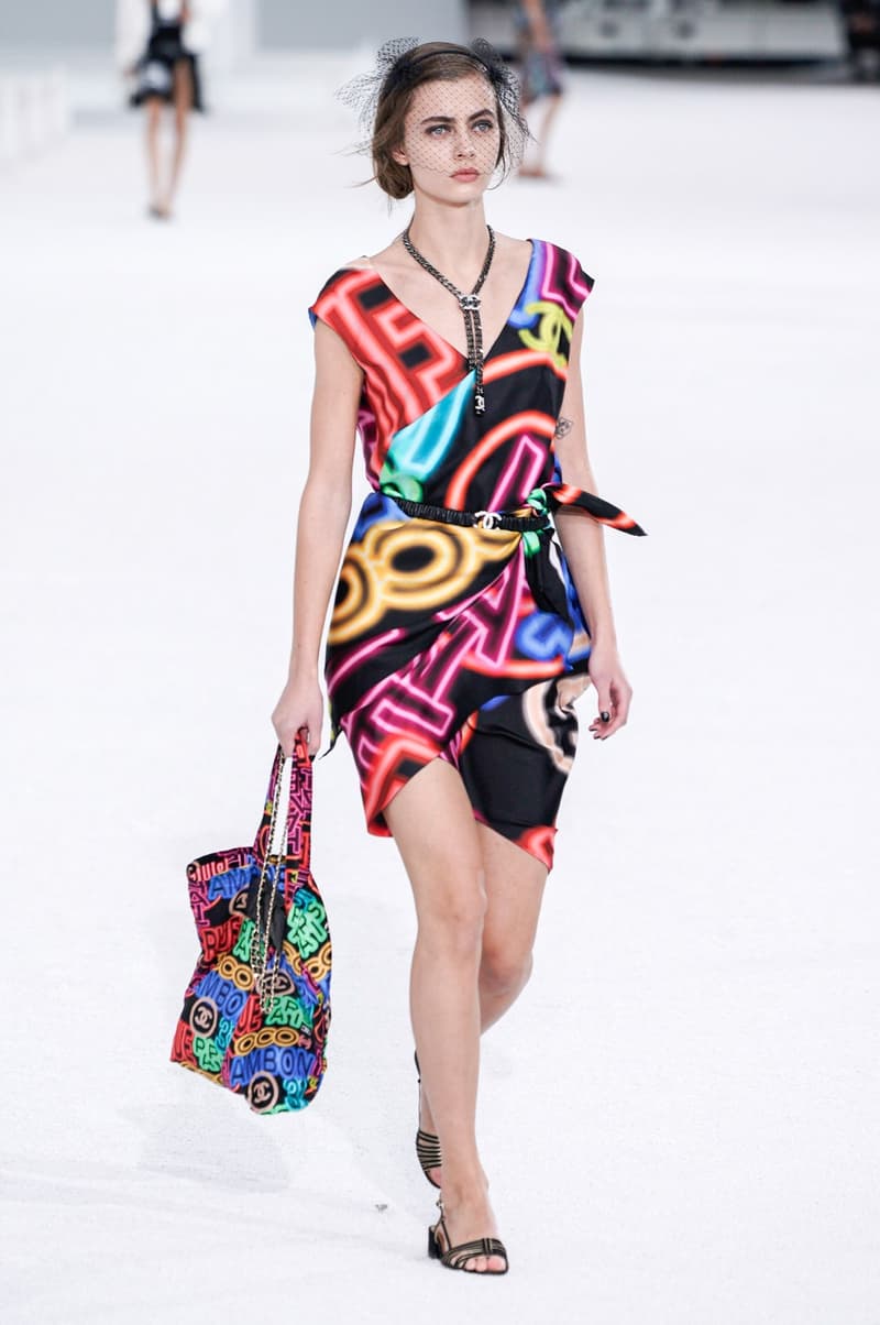 Chanel 2021ss Paris fashion week Virginie Viard
